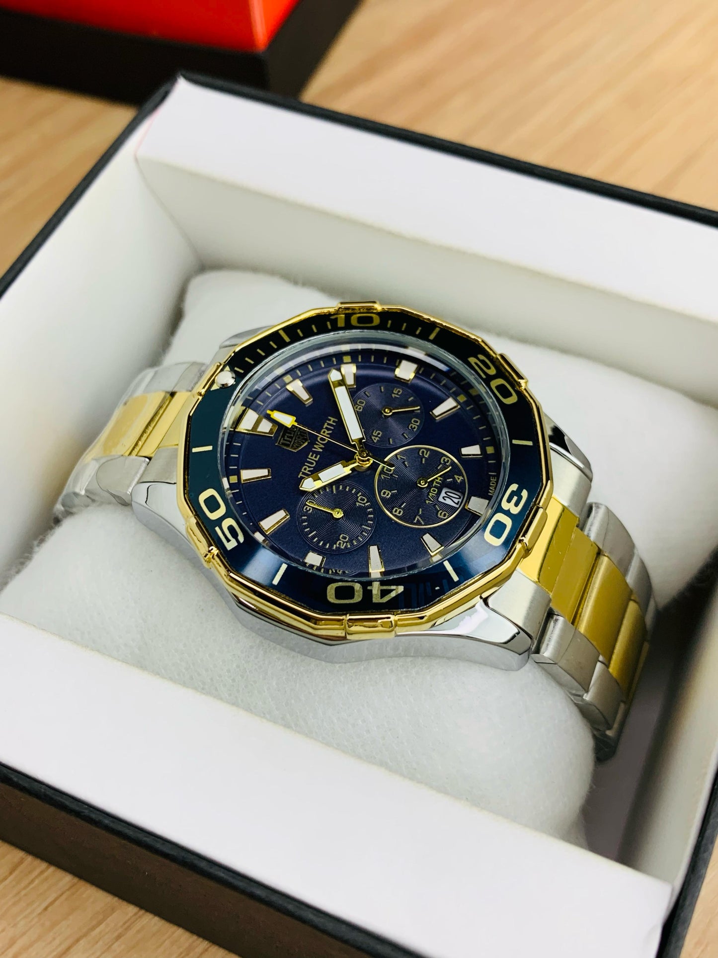 TRUE WORTH CHRONOGRAPH