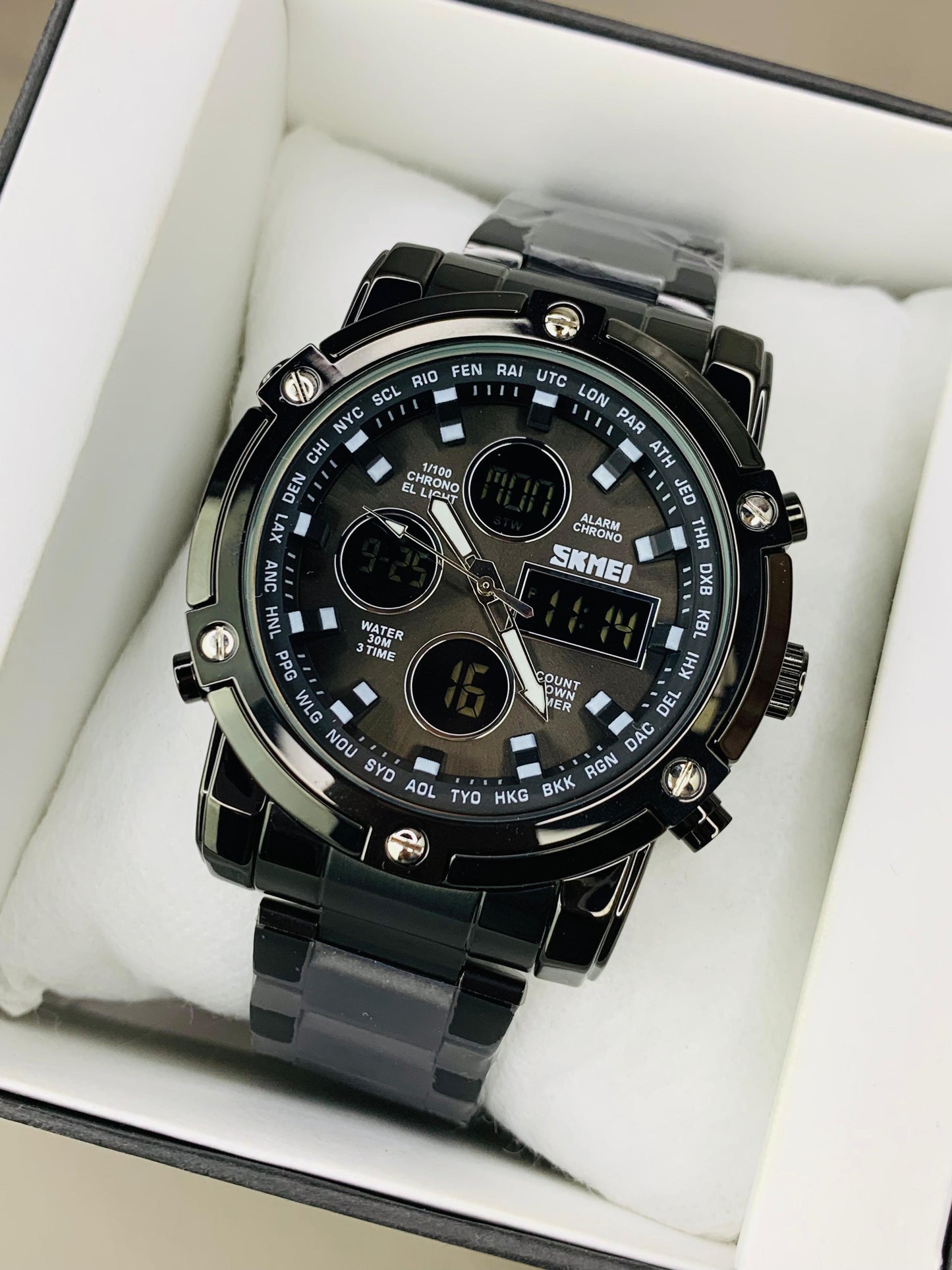SKMEI 1389 Luxury Dual Display Wristwatch