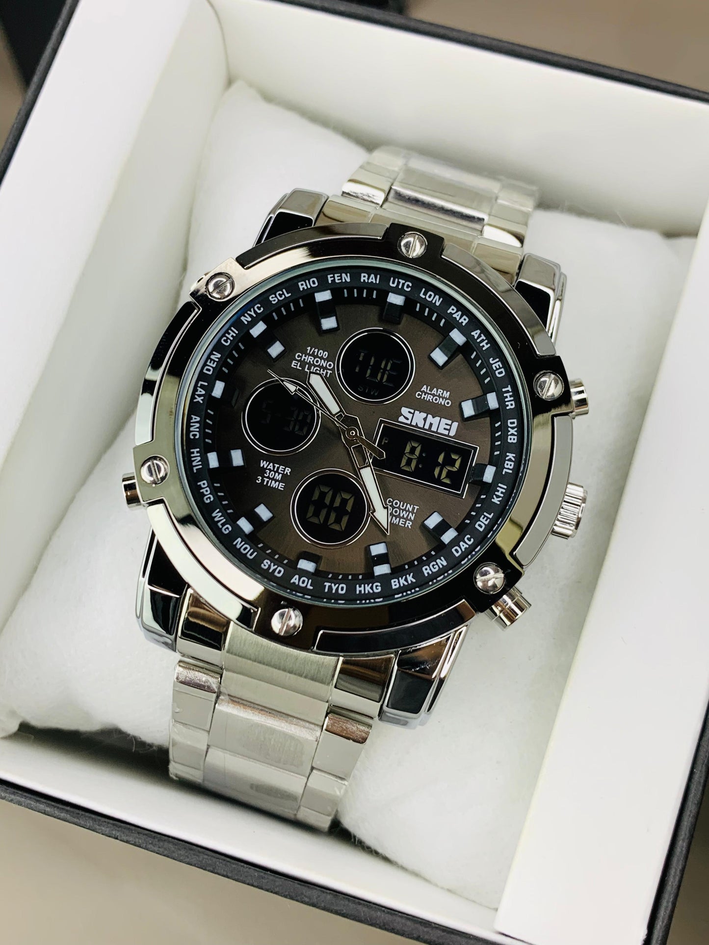SKMEI 1389 Luxury Dual Display Wristwatch