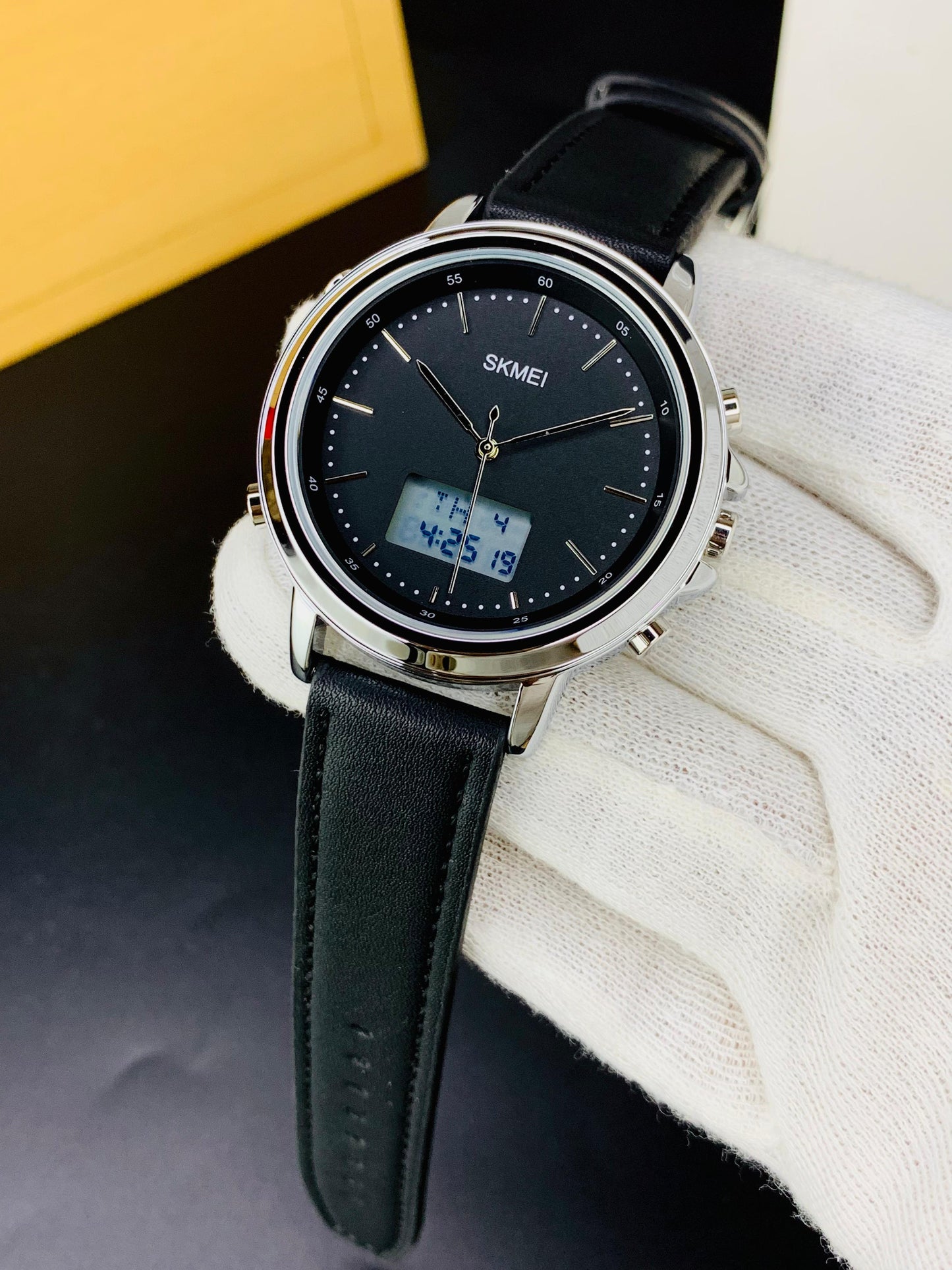 1652-DIGITAL DUAL TIME WATCH