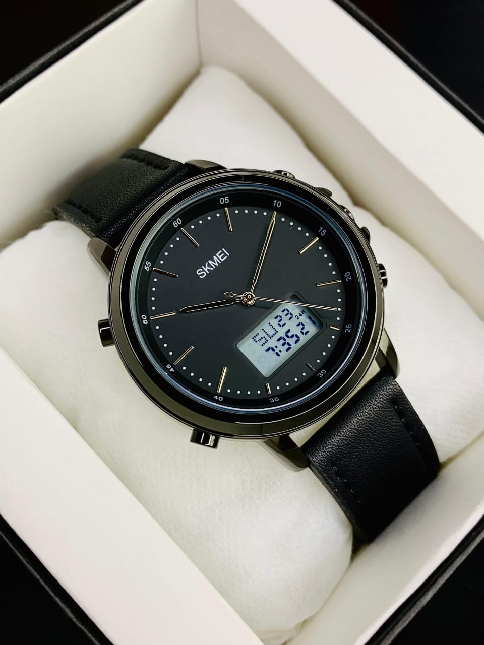 1652-DIGITAL DUAL TIME WATCH